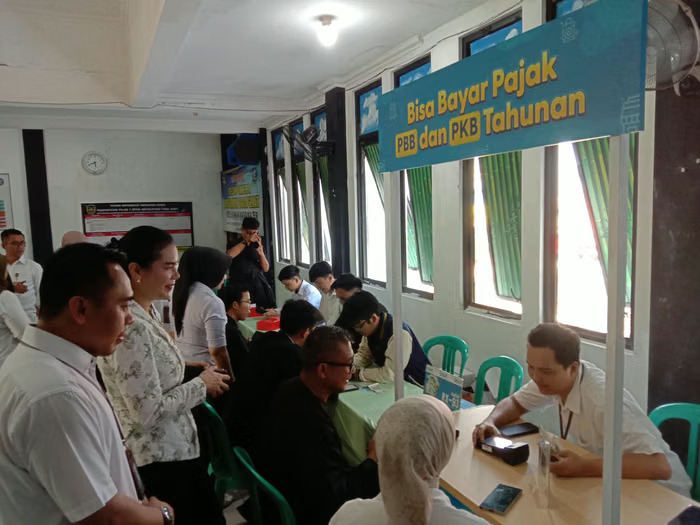 Badan Pendapatan Daerah Purwakarta, berkolaborasi dengan Bapeda Jabar, Samsat Purwakarta dan Bank BJB, melakukan Soft Launching Pelayanan Pembayaran PBB dan PKB